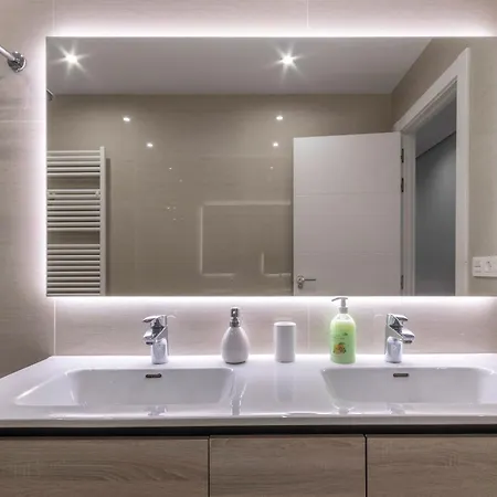 Daire Indautxu Viii By Aston *